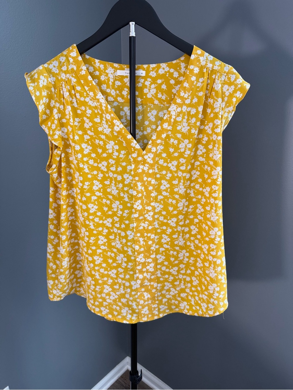 fun 2 fun Yellow Floral V-Neck Flutter Sleeve Blouse